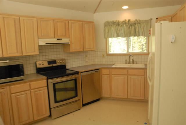 1055 Middle Basin Road Colville, WA 99114 - Photo 2 of 9