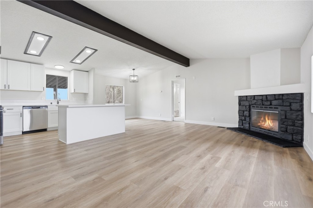 24826 Cornstalk Road Wildomar, CA 92595 - Photo 4 of 47 Gallery Image 4