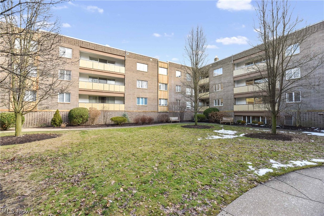 3701 Mayfield Road, Unit 112 Cleveland, OH 44121 - Photo 2 of 35 Gallery Image 2