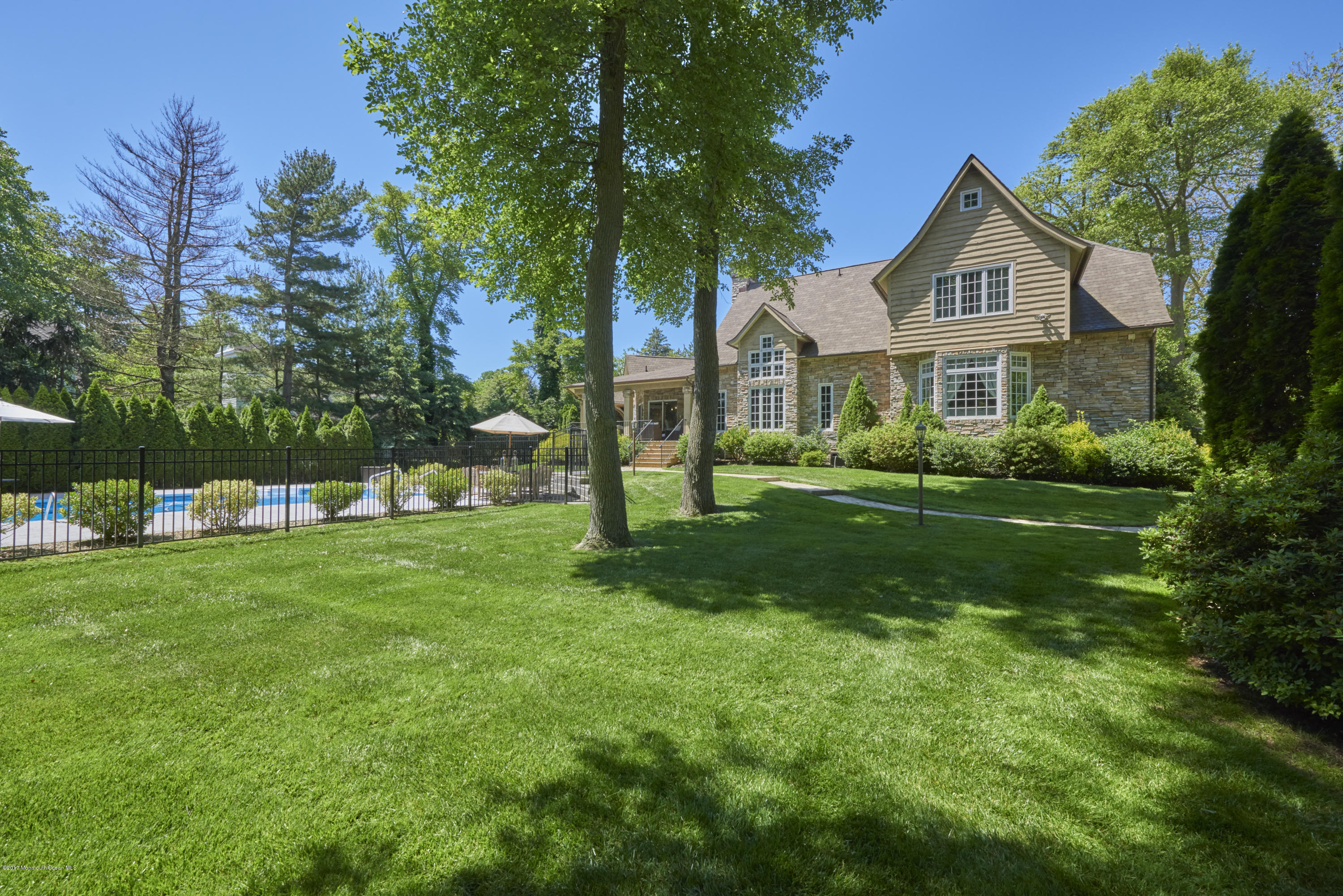 125 Ave Of Two Rivers Rumson, NJ 07760 - Photo 17 of 18 BAP_6966