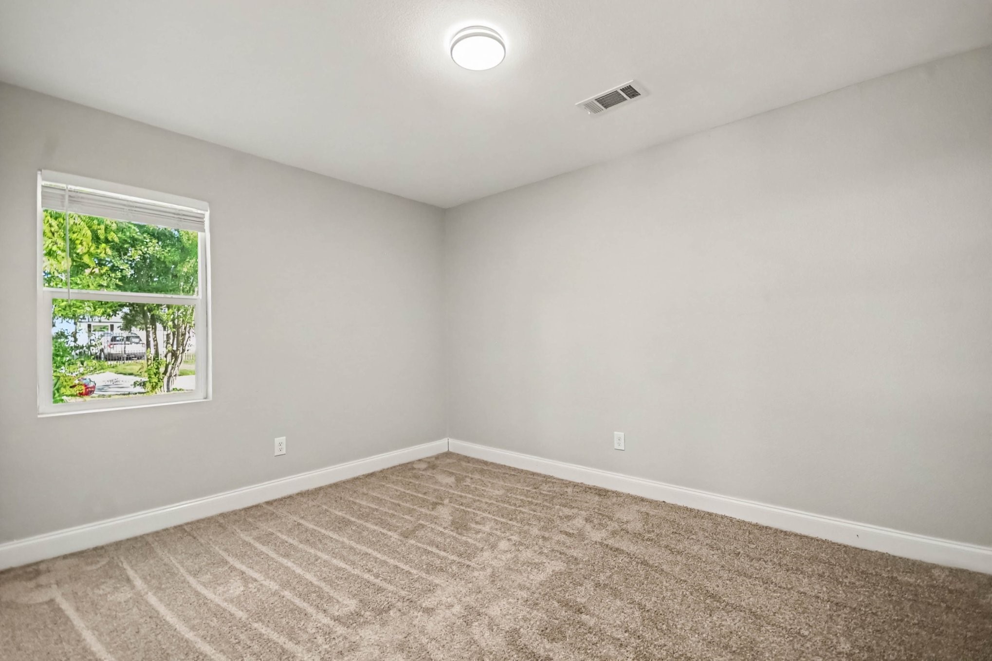 7346 Okinawa Road Houston, TX 77033 - Photo 9 of 17 Gallery Image 9