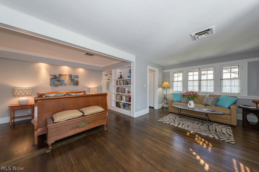 2889 Eaton Road Shaker Heights, OH 44122 - Photo 16 of 25 Gallery Image 16