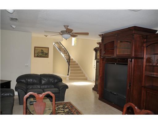 72 Colony Road Jupiter Inlet Colony, FL 33469 - Photo 5 of 6 Additional Photo