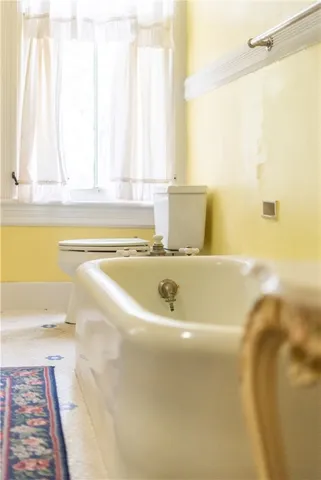 $1,700,000 | 622 East Main Street, Blackshear, GA 31516