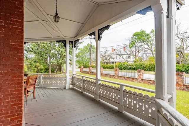 $1,700,000 | 622 East Main Street, Blackshear, GA 31516