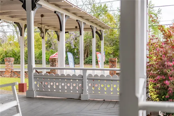 $1,700,000 | 622 East Main Street, Blackshear, GA 31516