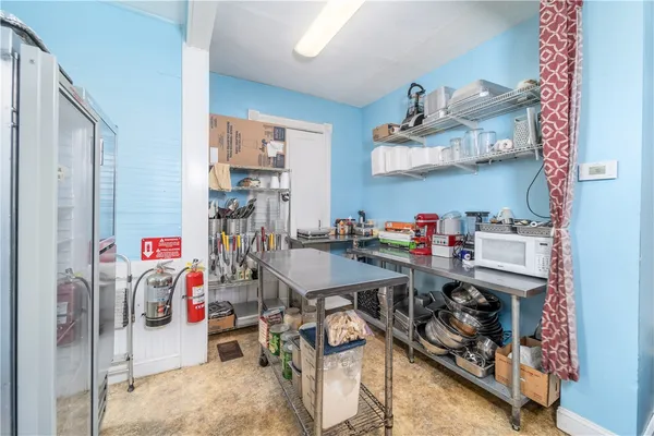 $1,700,000 | 622 East Main Street, Blackshear, GA 31516