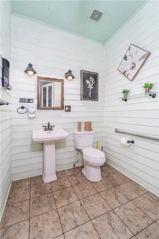 $1,700,000 | 622 East Main Street, Blackshear, GA 31516