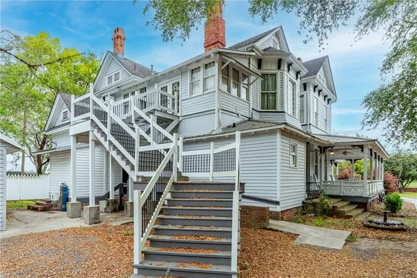 $1,700,000 | 622 East Main Street, Blackshear, GA 31516