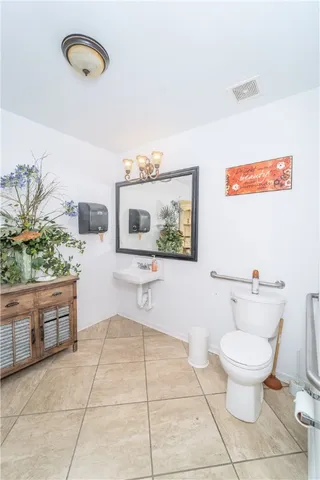 $1,700,000 | 622 East Main Street, Blackshear, GA 31516