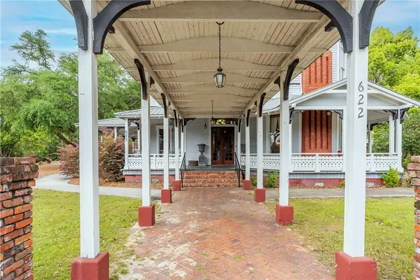 $1,700,000 | 622 East Main Street, Blackshear, GA 31516