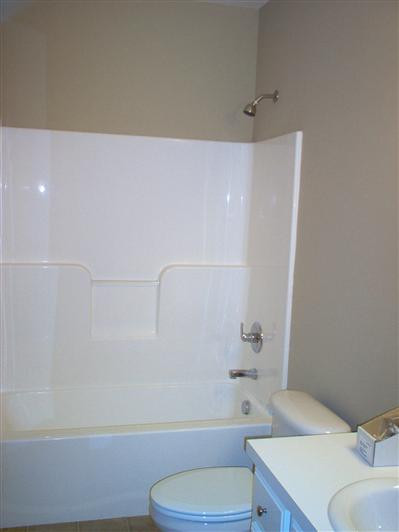 111 North N Ridge Frankfort, KY 40601 - Photo 11 of 12 Lower Bath