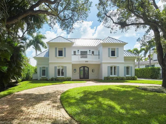$6,555,000 | 570 2nd Avenue North, Naples, FL 34102