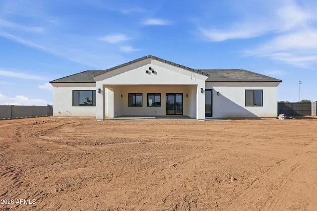 $949,740 | 17743 West Dale Lane, Surprise, AZ 85387