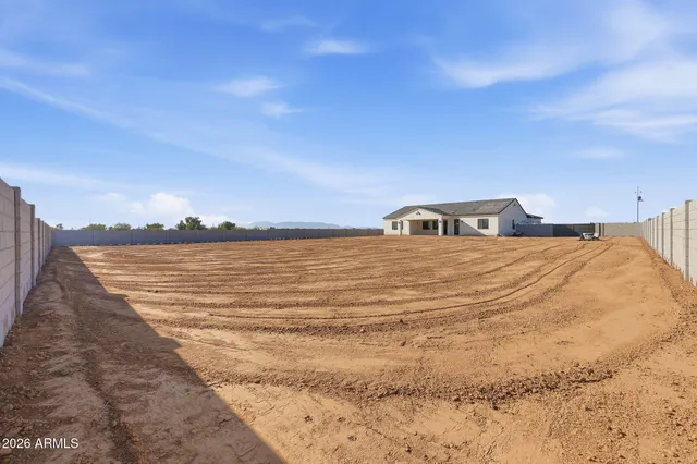 $949,740 | 17743 West Dale Lane, Surprise, AZ 85387