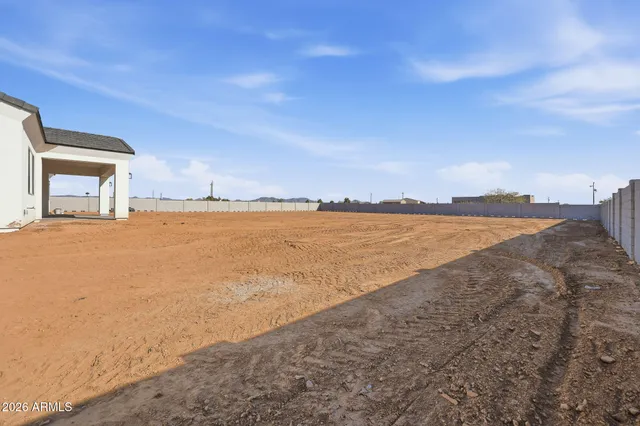 $949,740 | 17743 West Dale Lane, Surprise, AZ 85387