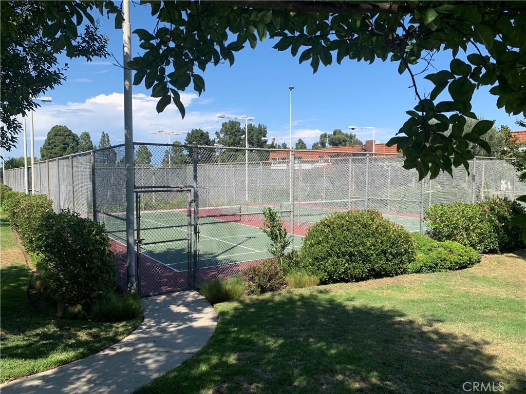 28000 Ridgebluff Court Rancho Palos Verdes, CA 90275 - Photo 26 of 33 a garden view