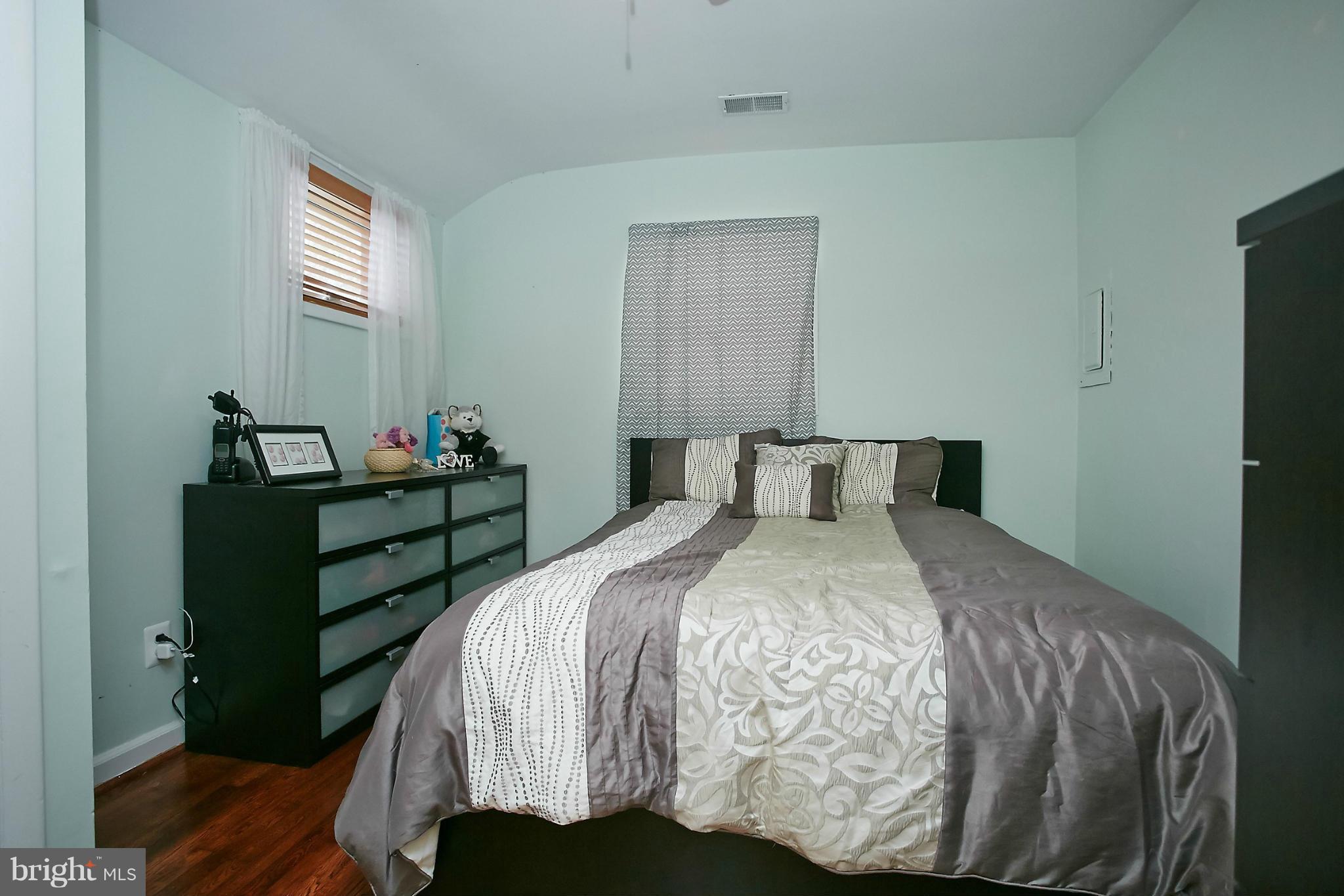 2929 Weisman Road Silver Spring, MD 20902 - Photo 14 of 22 Bedroom