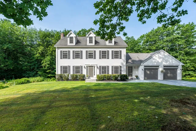$1,270,000 | 20 Babbidge Road, Falmouth, ME 04105