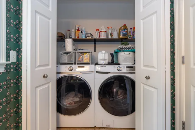 $1,270,000 | 20 Babbidge Road, Falmouth, ME 04105