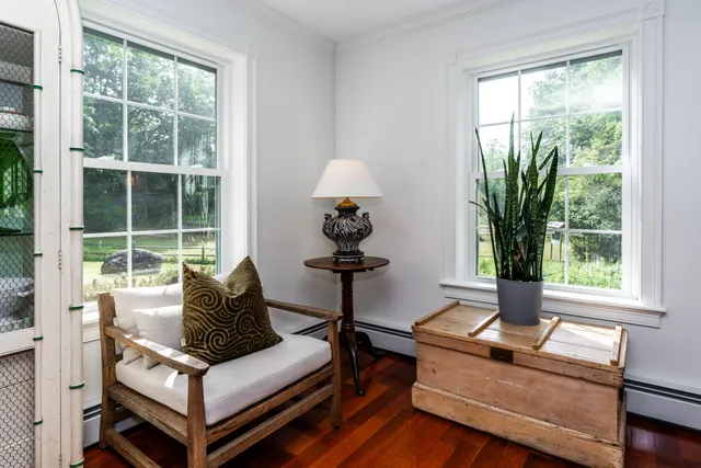 $1,270,000 | 20 Babbidge Road, Falmouth, ME 04105