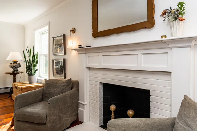 $1,270,000 | 20 Babbidge Road, Falmouth, ME 04105