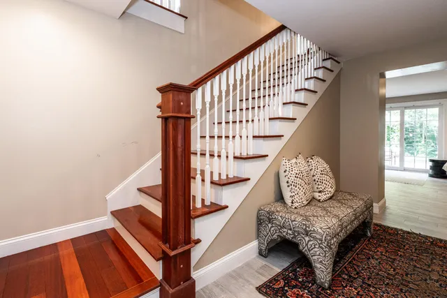 $1,270,000 | 20 Babbidge Road, Falmouth, ME 04105