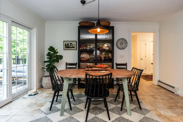 $1,270,000 | 20 Babbidge Road, Falmouth, ME 04105