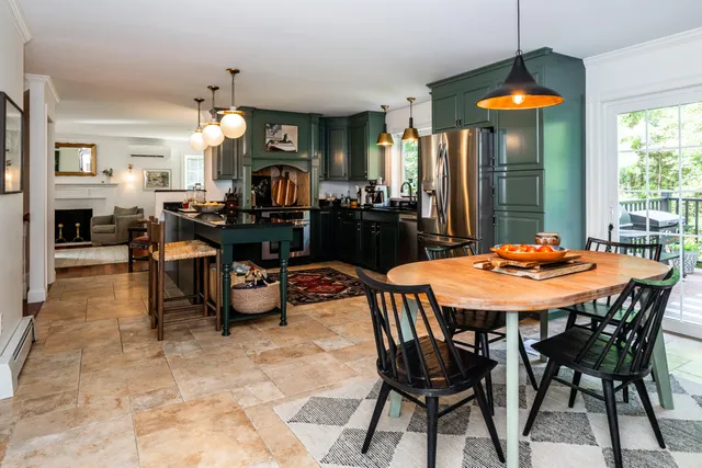 $1,270,000 | 20 Babbidge Road, Falmouth, ME 04105