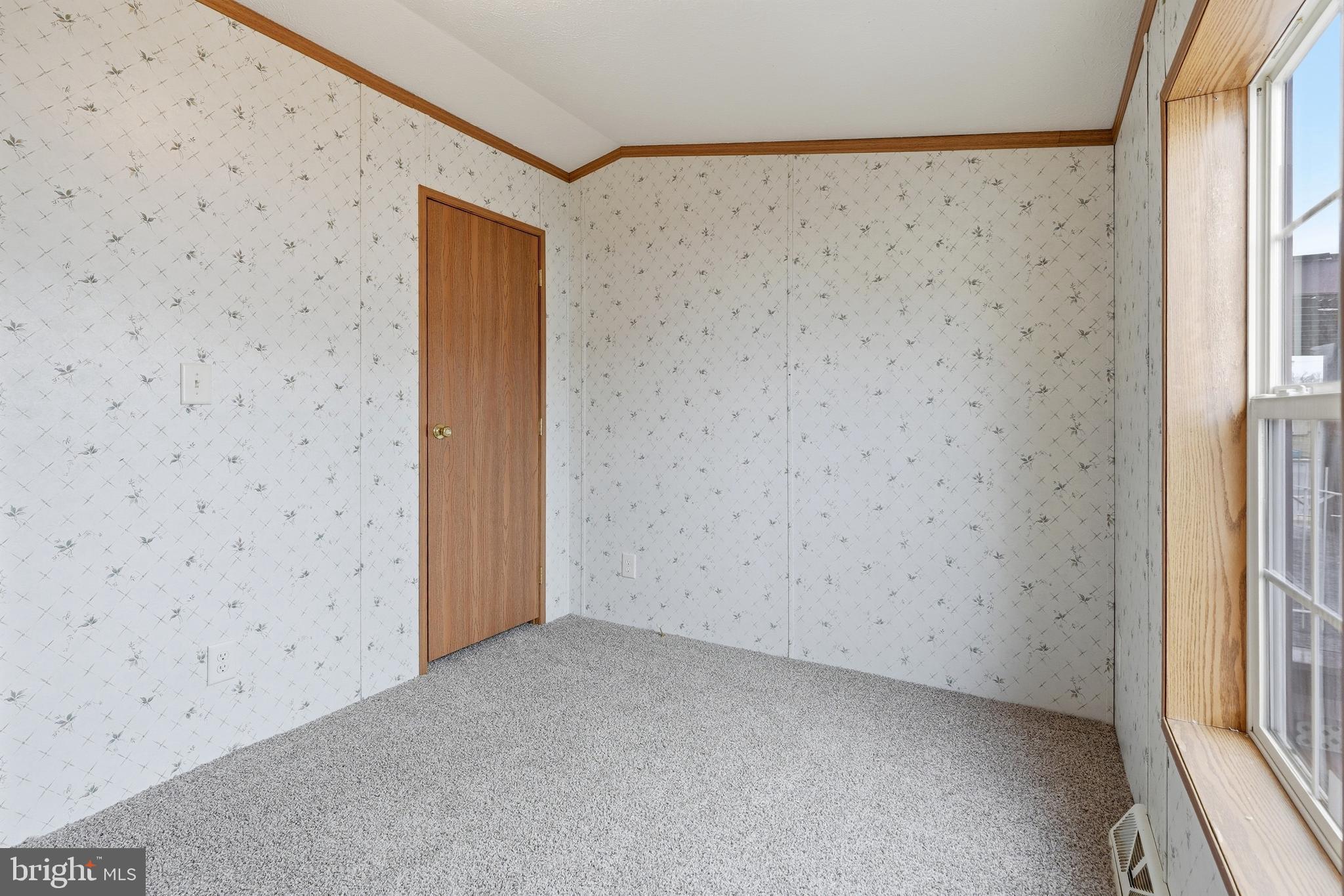 507 Canter Road Wilmington, DE 19810 - Photo 11 of 15 a view of a small space