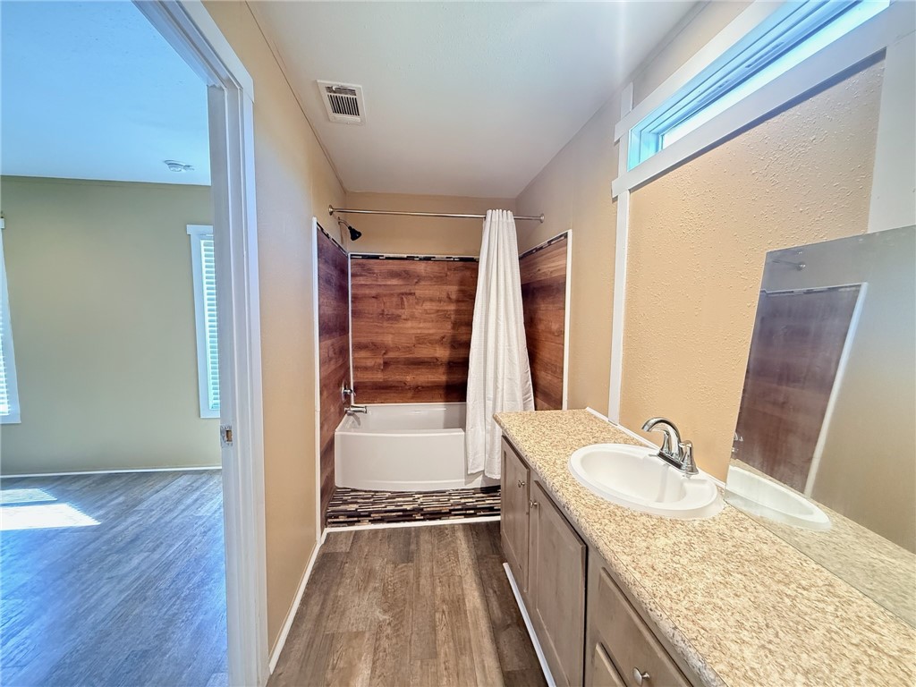 1010 Redmond Street Corpus Christi, TX 78418 - Photo 8 of 9
