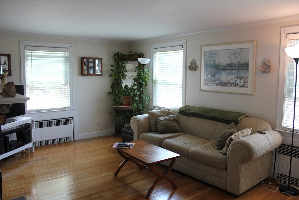 119 Berlin Road Marlborough, MA 01752 - Photo 11 of 25 Gallery Image 11