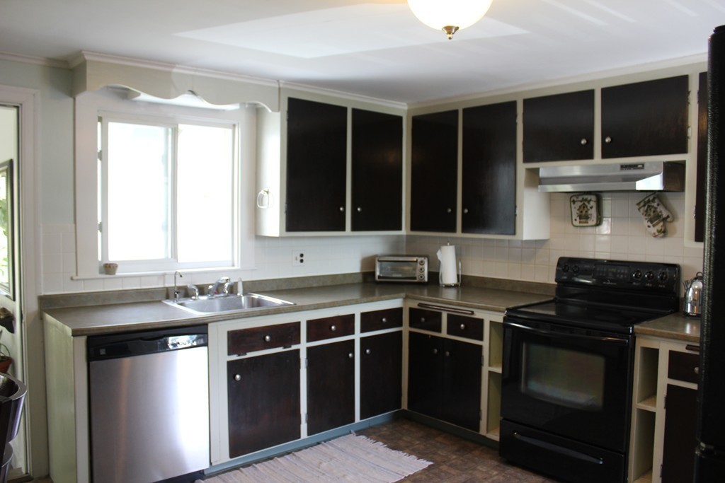 119 Berlin Road Marlborough, MA 01752 - Photo 6 of 25 Gallery Image 6