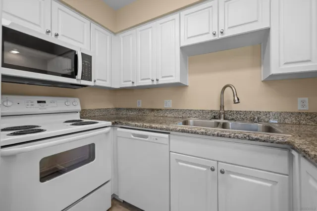 $485,000 | 6911 Alvarado Road, Unit 20, San Diego, CA 92120