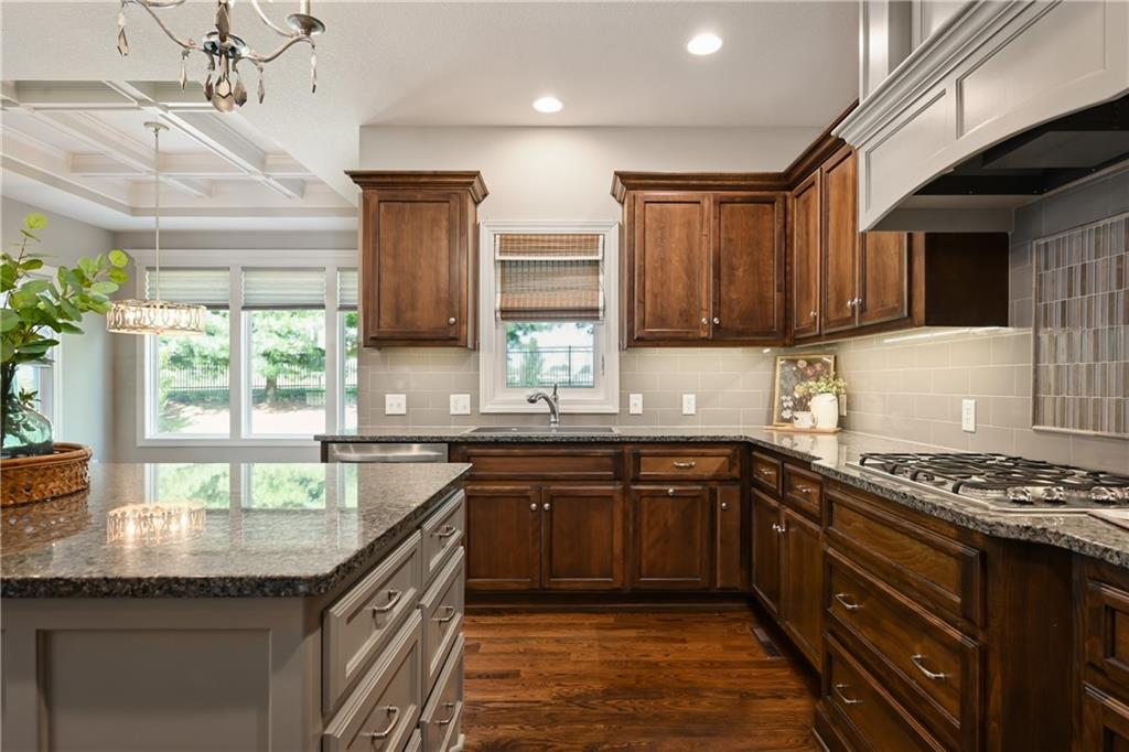 190 Southwest Roosevelt Ridge Lee's Summit, MO 64081 - Photo 15 of 39 Gallery Image 15