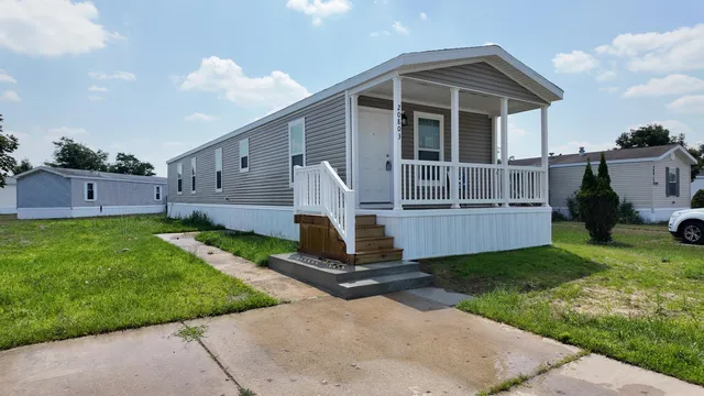 $74,999 | 20803 Grandville Road, Unit 213, Big Rapids, MI 49307