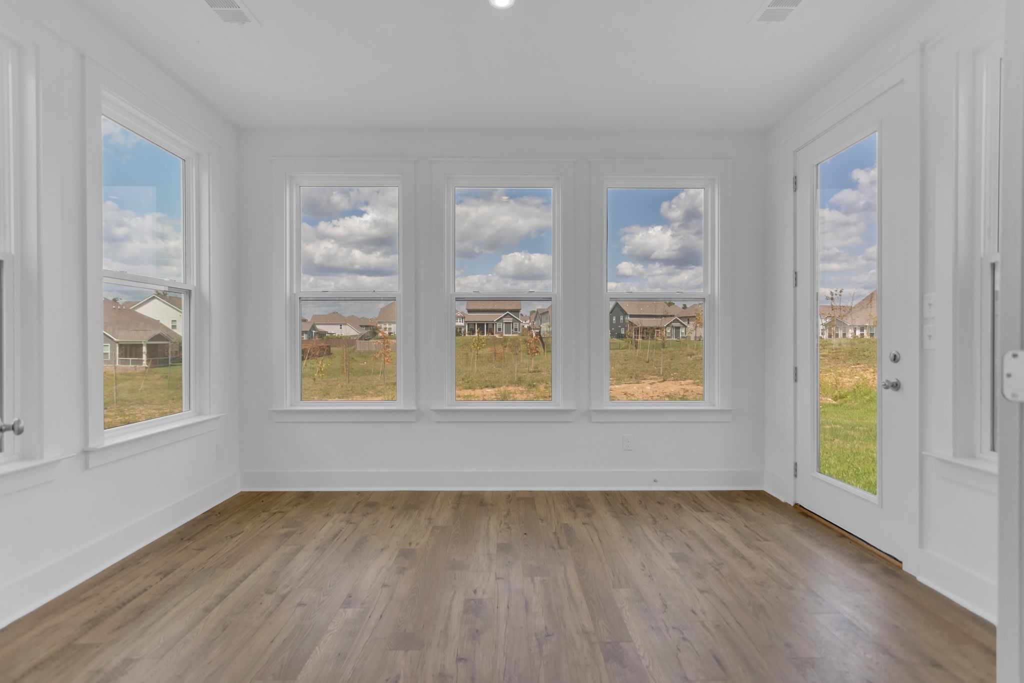 643 Conifer Drive Spring Hill, TN 37174 - Photo 11 of 42