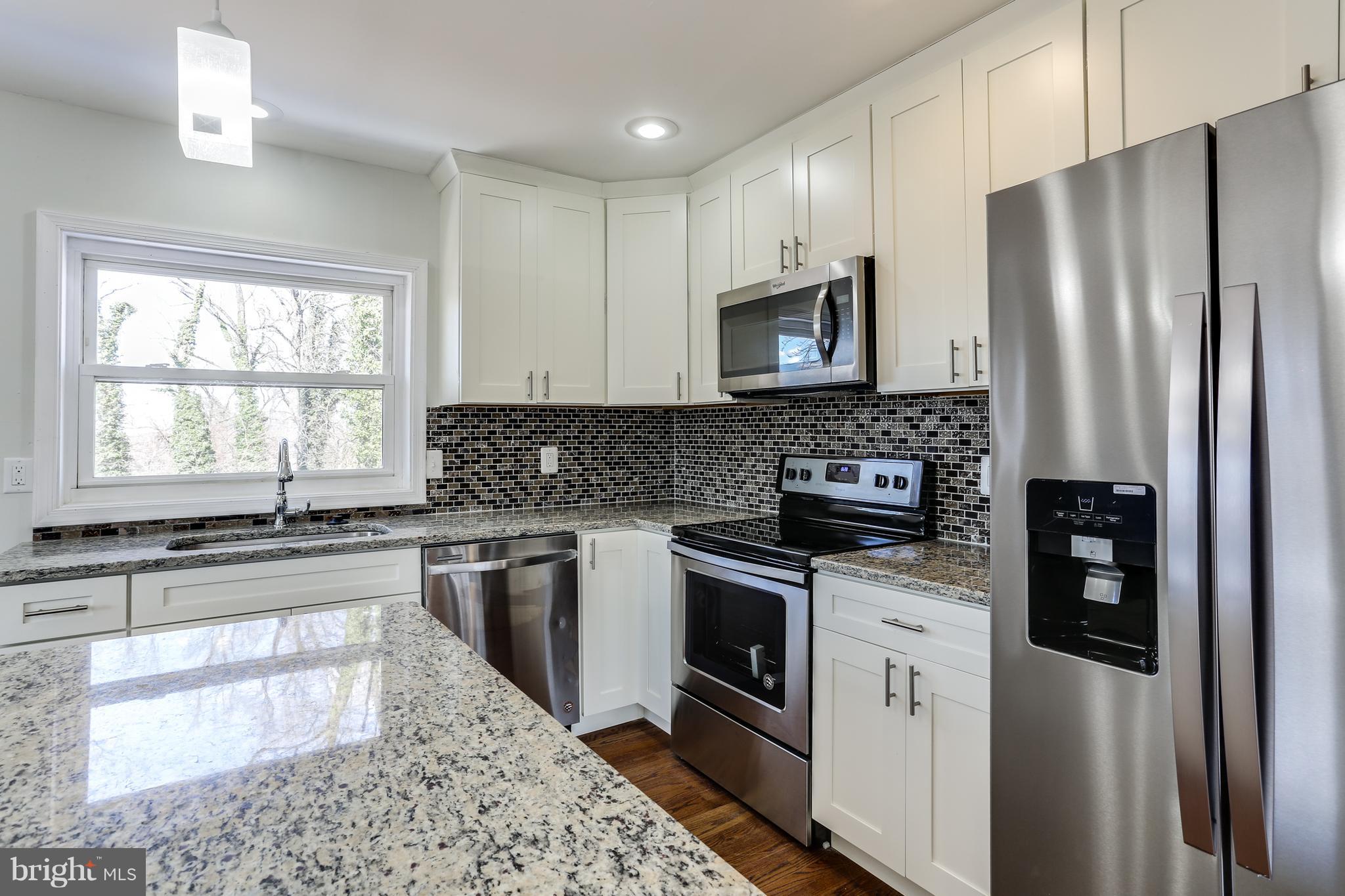 700 Brooke Road Capitol Heights, MD 20743 - Photo 2 of 21 Kitchen