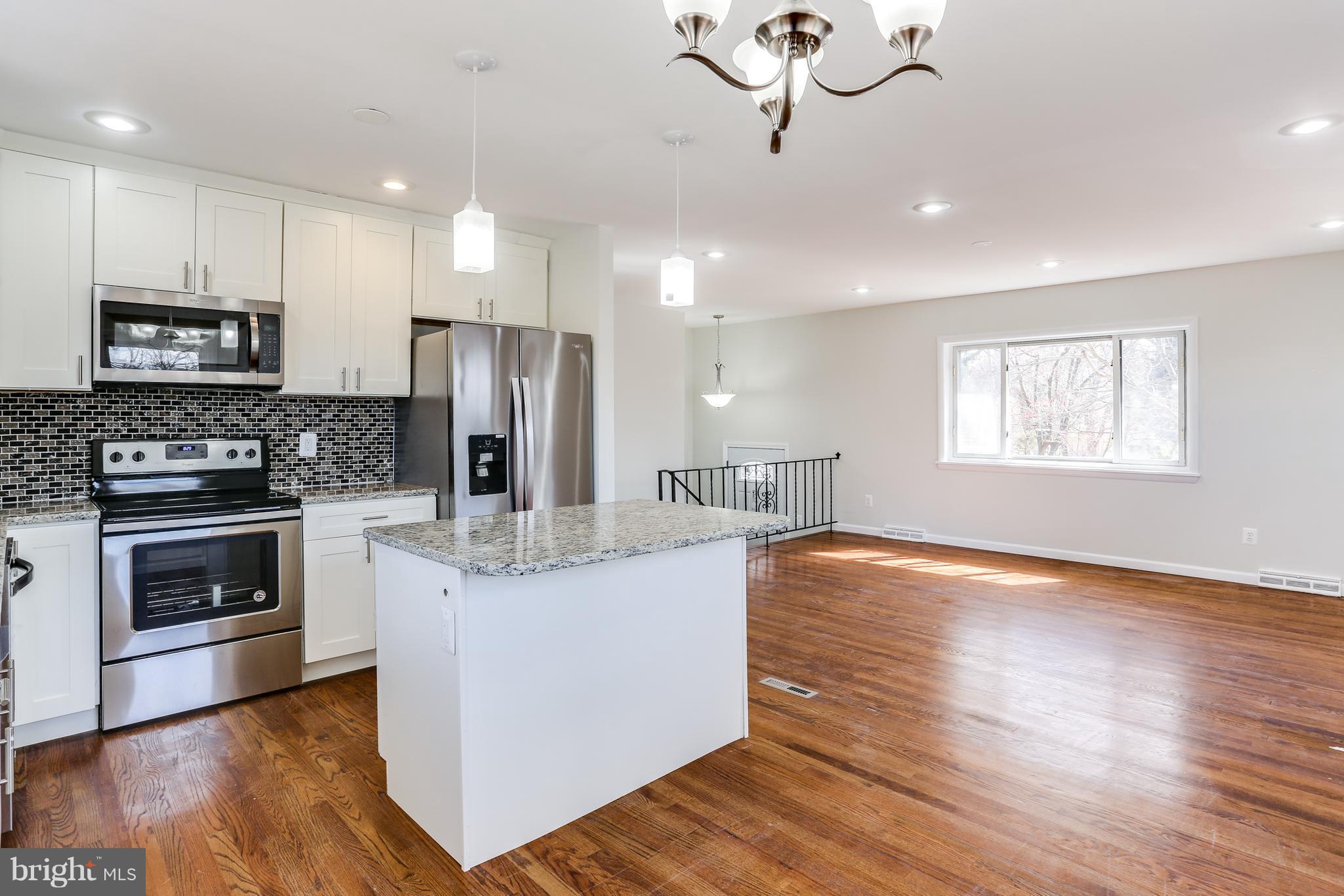 700 Brooke Road Capitol Heights, MD 20743 - Photo 3 of 21 Kitchen