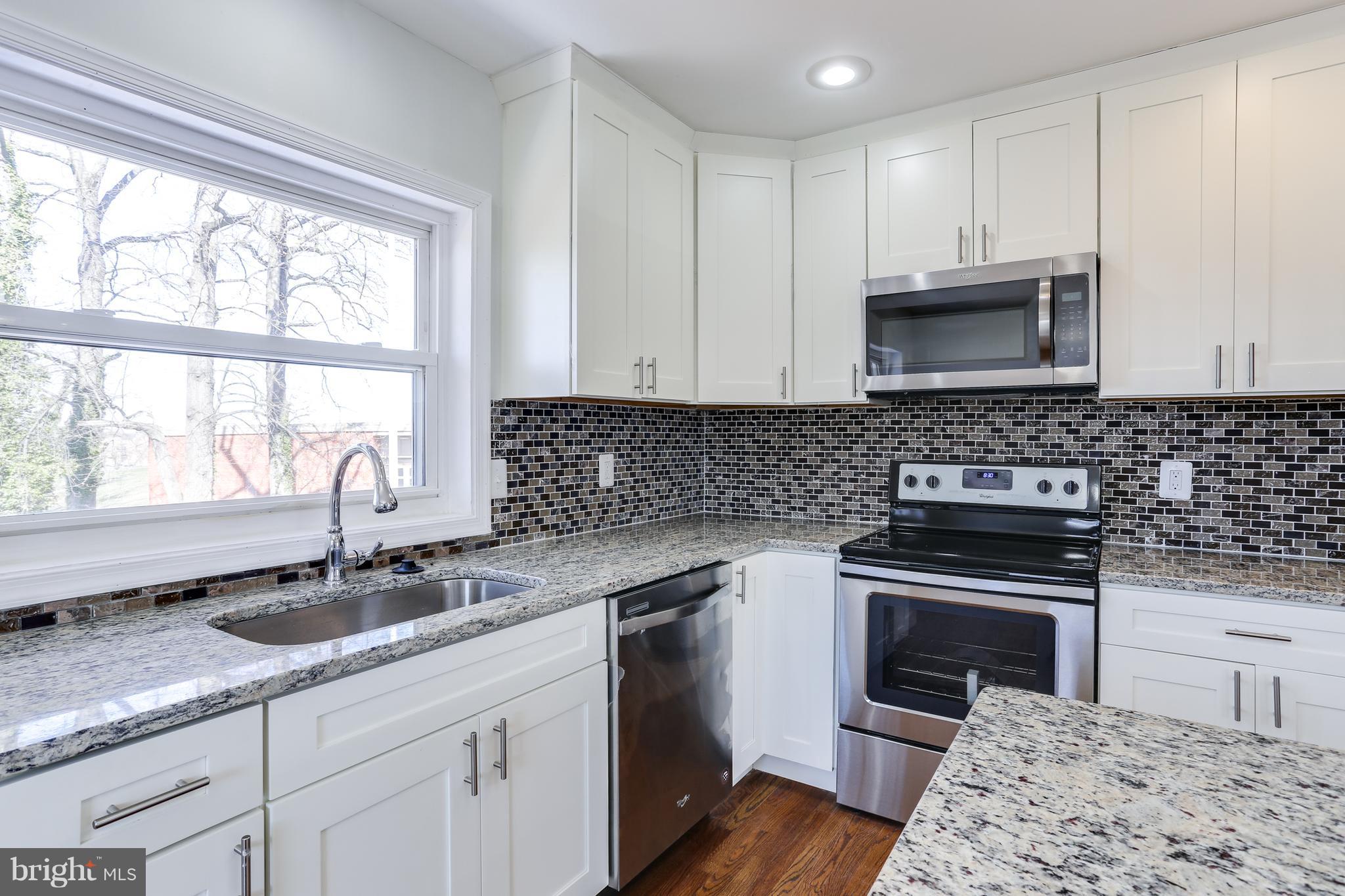 700 Brooke Road Capitol Heights, MD 20743 - Photo 5 of 21 Kitchen