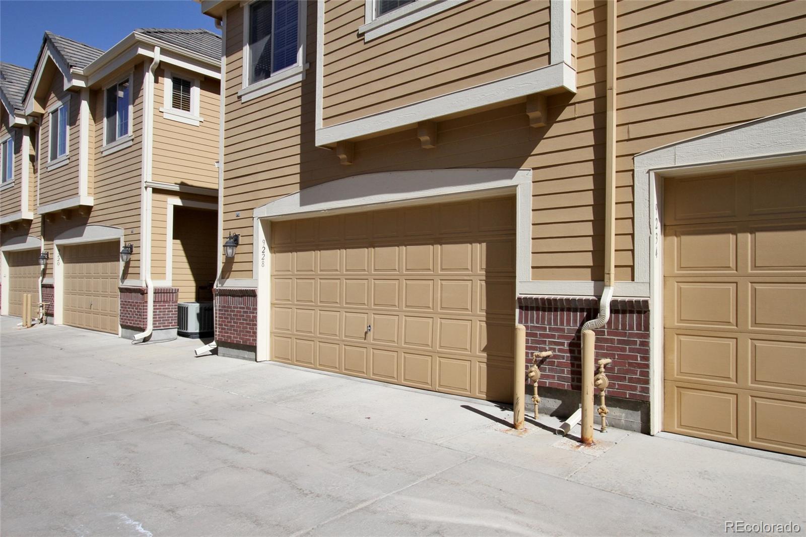 9228 Ridgegate Parkway Lone Tree, CO 80124 - Photo 22 of 32