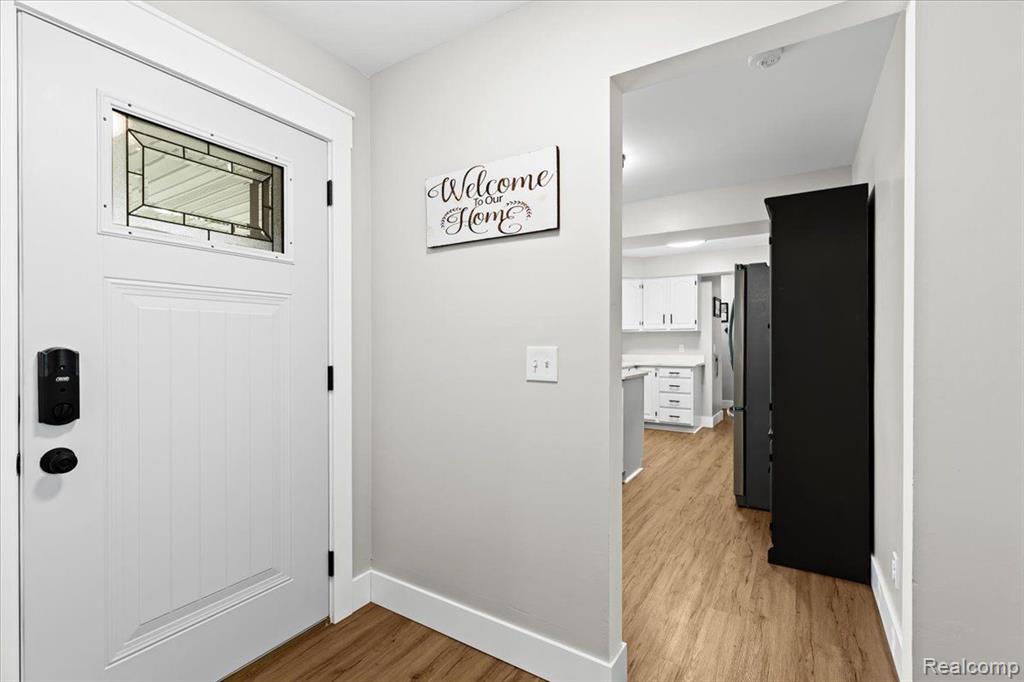 2330 Argentine Road Howell, MI 48855 - Photo 4 of 38