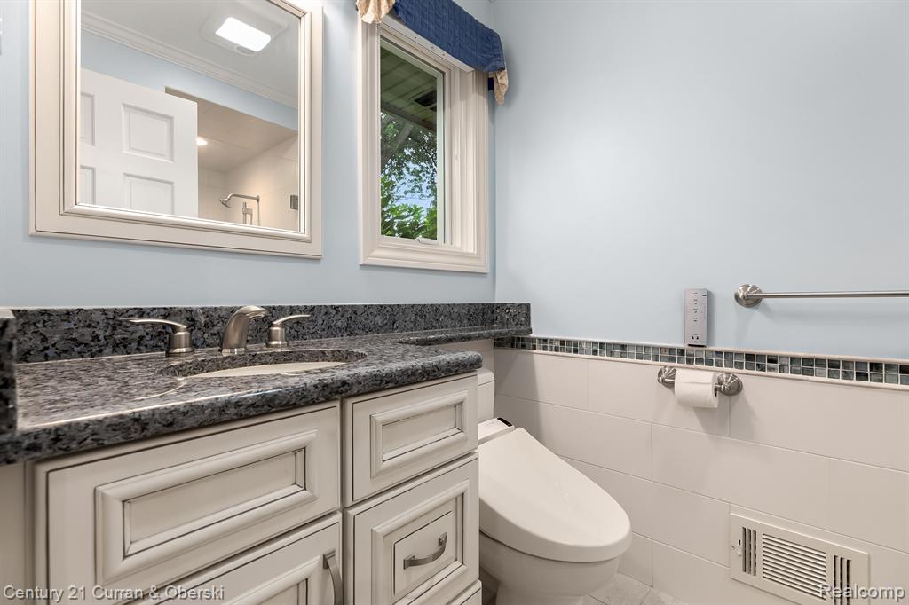 24012 Glen Ridge Court Novi, MI 48375 - Photo 22 of 27