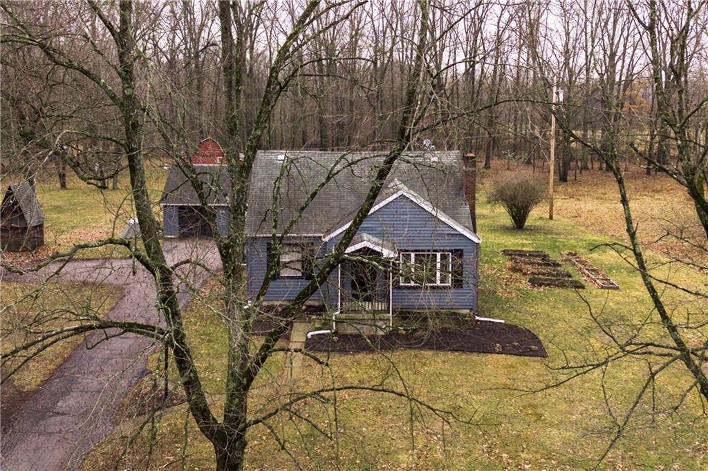 5782 North Edinburg Road Edinburg, PA 16116 - Photo 5 of 40