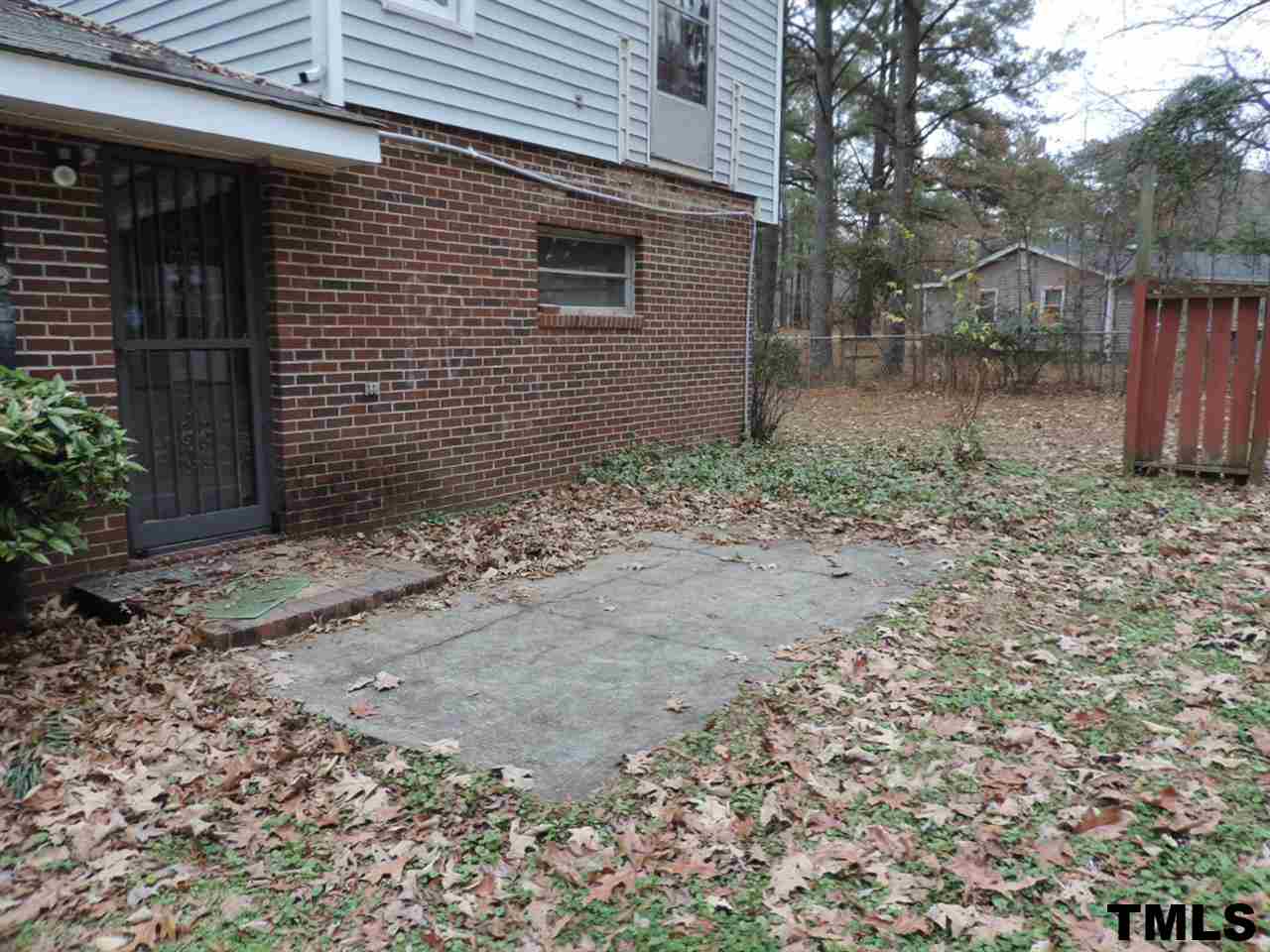 6020 Neuse Street Raleigh, NC 27610 - Photo 17 of 25 a view of backyard of house