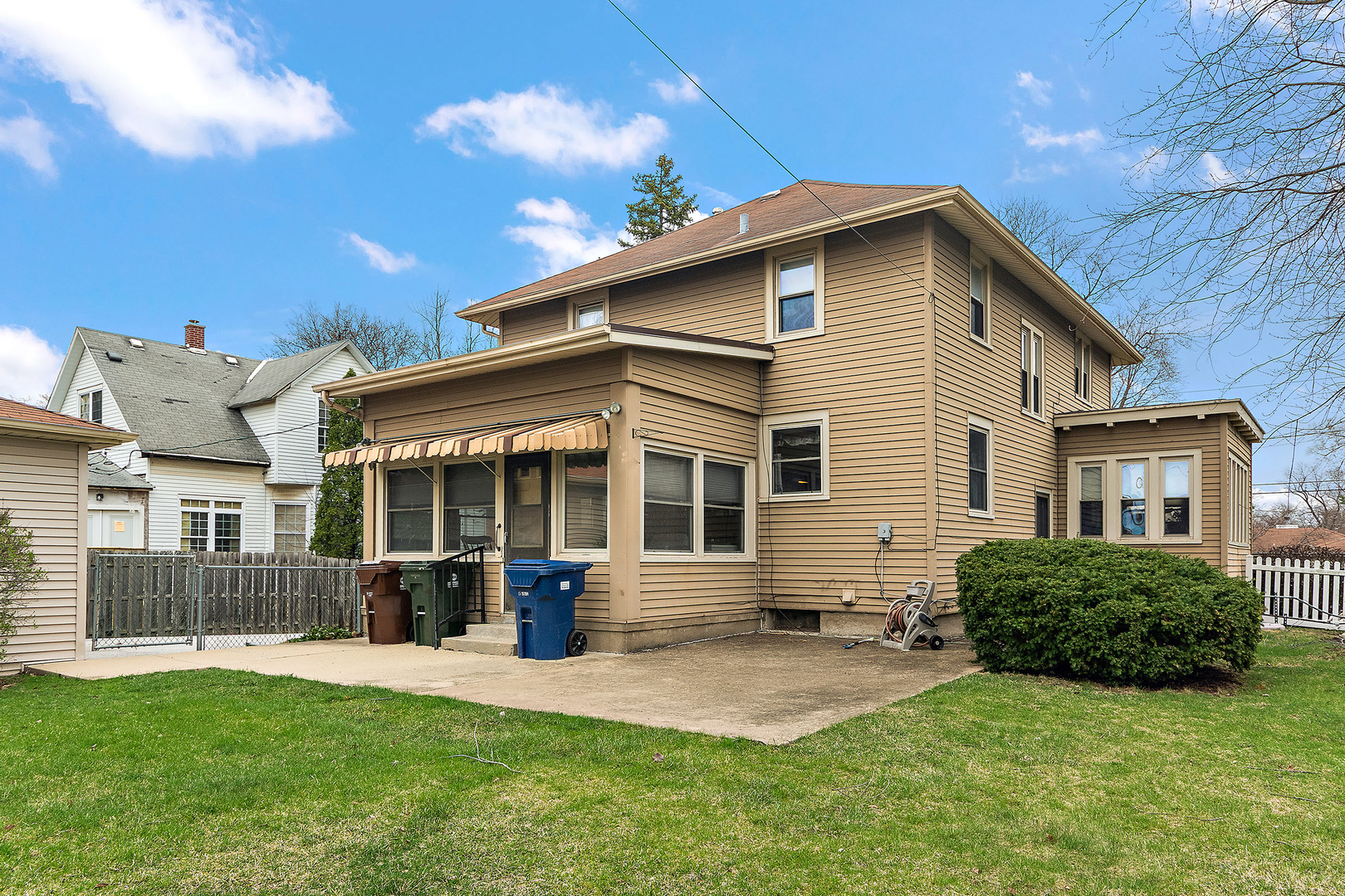 17930 Homewood Avenue Homewood, IL 60430 - Photo 23 of 30 a view of a house with a yard and plants