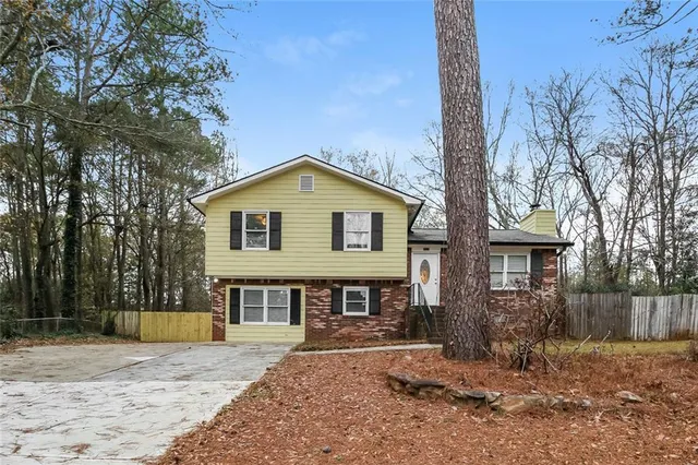 $250,000 | 4636 Hamlet Walk Southeast, Conyers, GA 30094