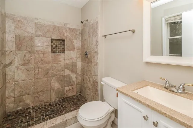 $250,000 | 4636 Hamlet Walk Southeast, Conyers, GA 30094