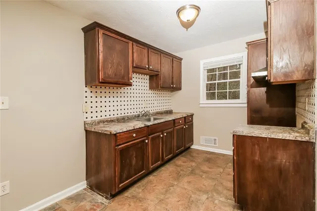 $250,000 | 4636 Hamlet Walk Southeast, Conyers, GA 30094