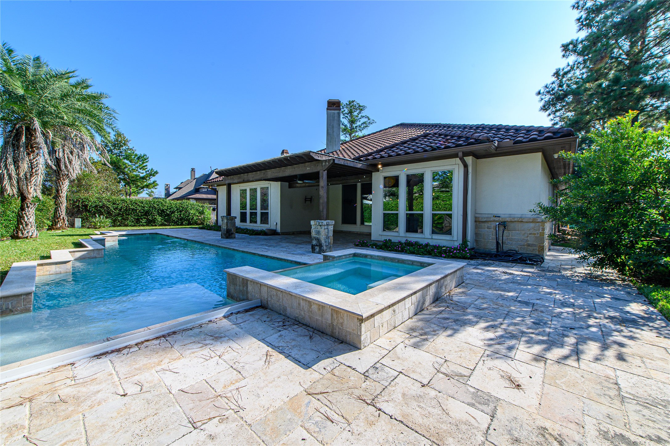 30 Freestone Stream Place Spring, TX 77389 - Photo 6 of 43 BEAUTIFUL RETREAT POOL
